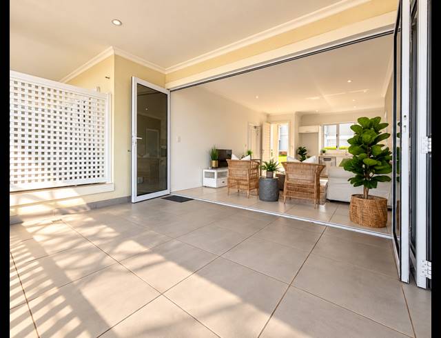 1 BEDROOM TOWNHOUSE FOR SALE IN KINDLEWOOD ESTATE